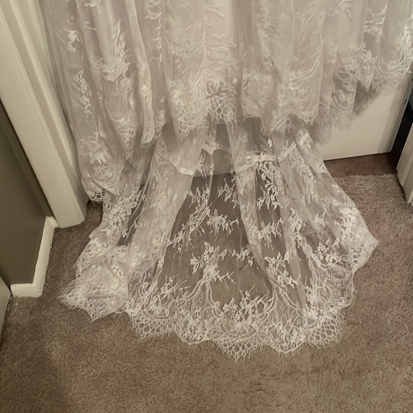 Bridal Shower or Bridal Dress - Picture 3 of 5